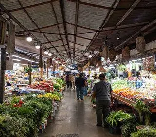 Mercadões Goianos